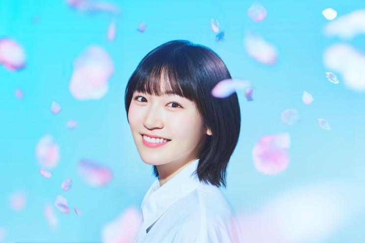 前島亜美：アーティスト写真