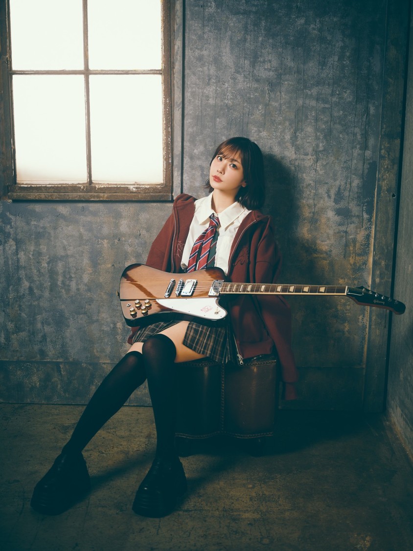 愛美：アーティスト写真