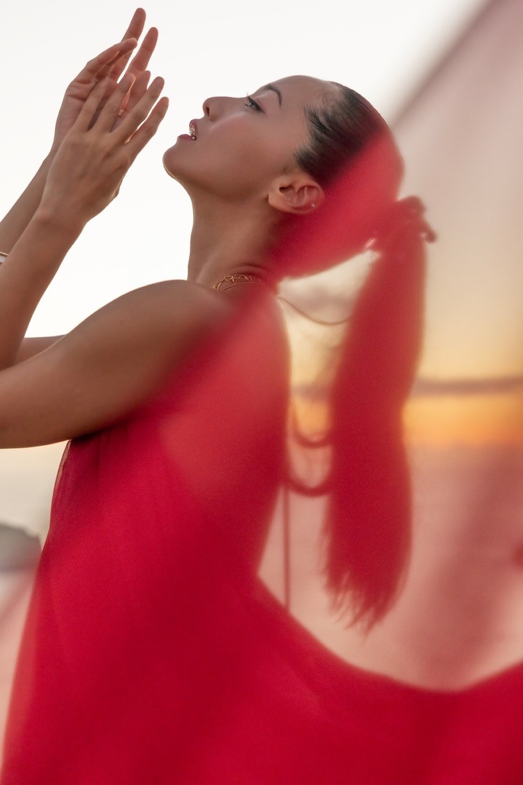 撮影：渕本健太郎、MANA野元学