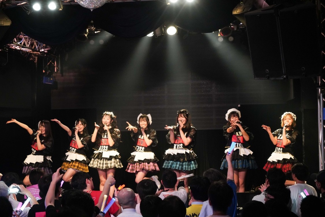 READY TO KISS/PHOTO:大西基