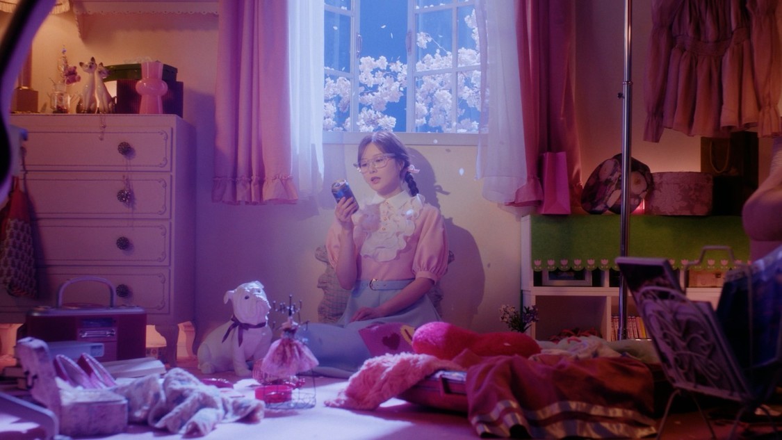 「プレモルの缶が金から紺に変わるころ」