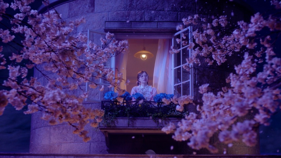 「プレモルの缶が金から紺に変わるころ」