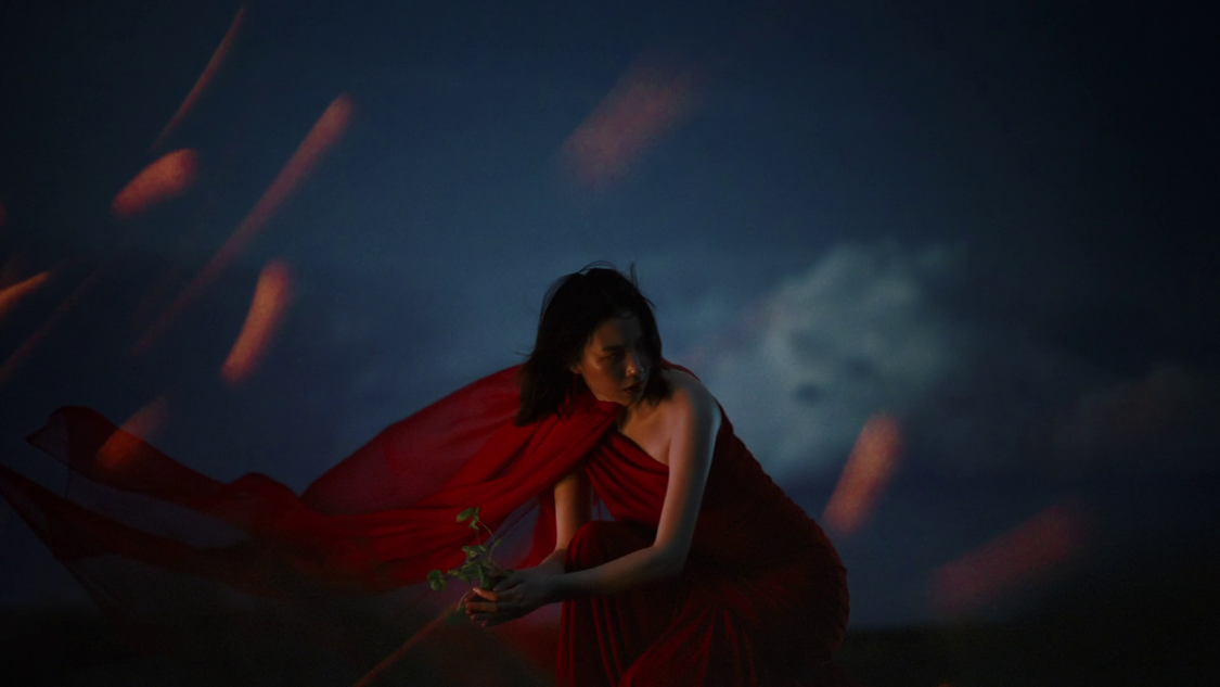 「闘う美容乳液」篇