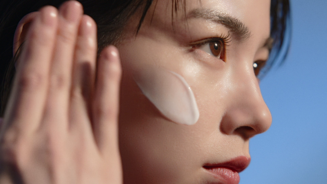 「闘う美容乳液」篇