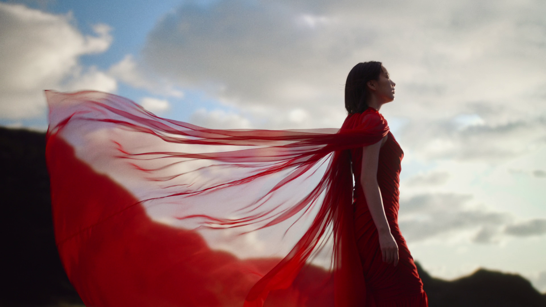 「闘う美容乳液」篇