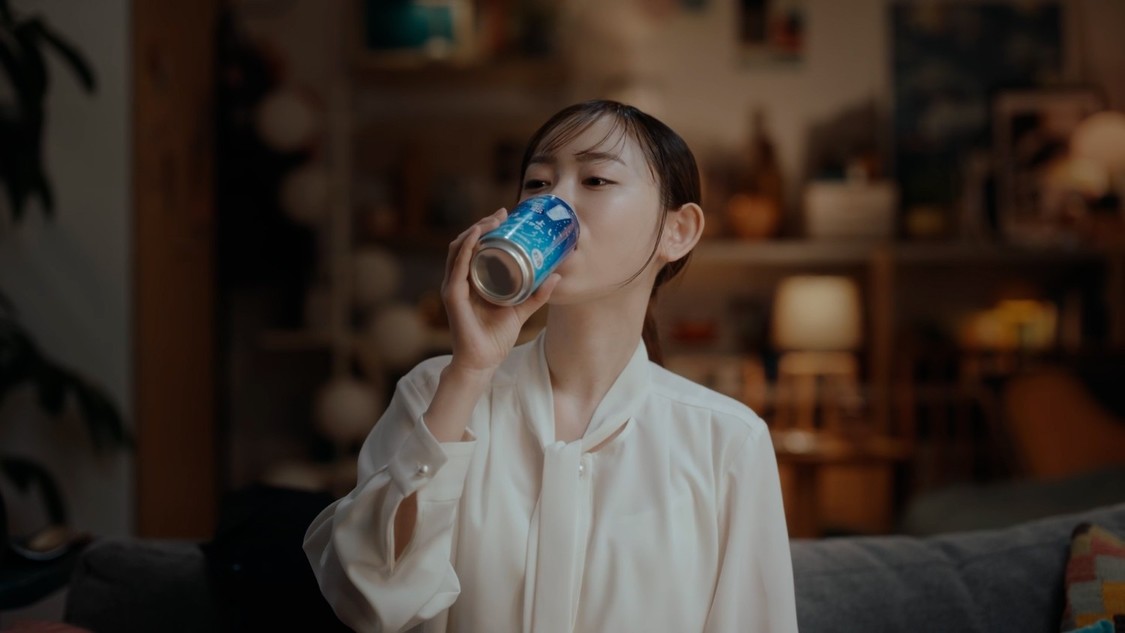 「新人たちのシルエット」篇