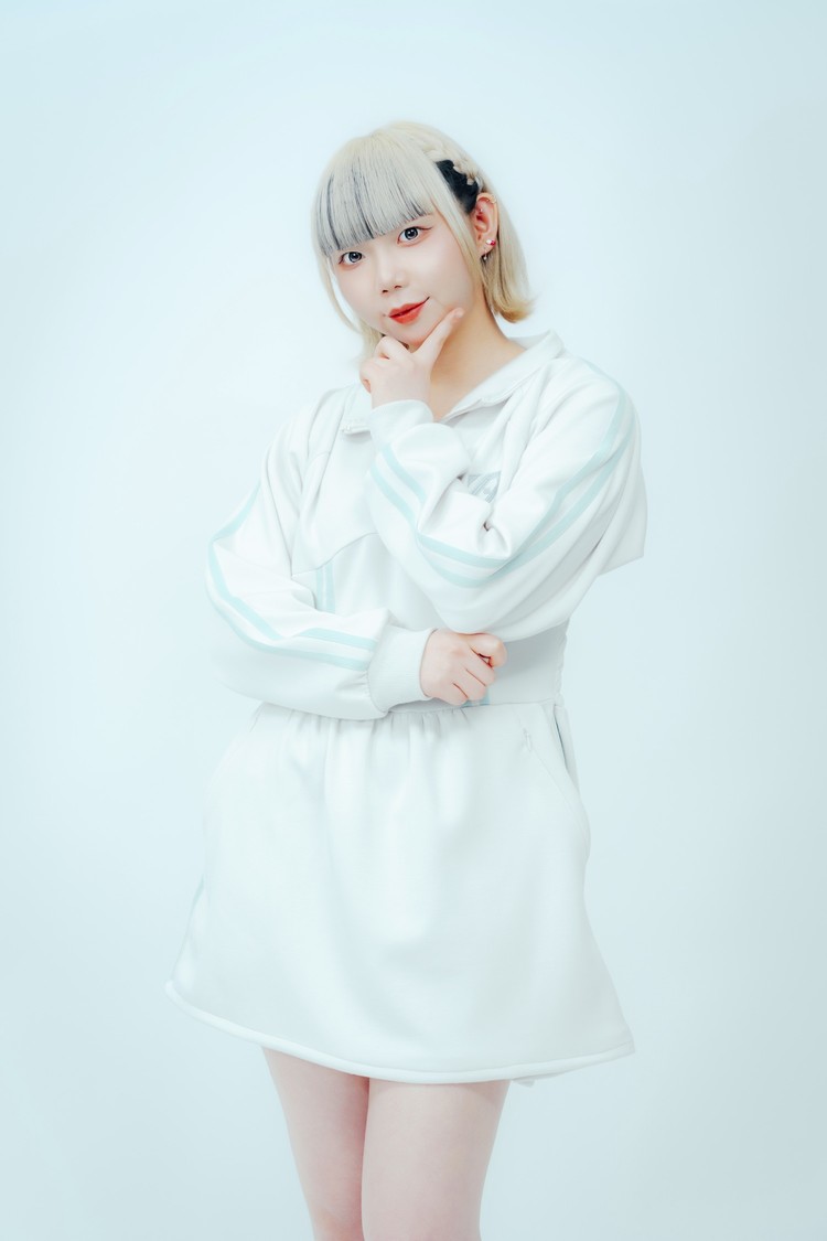 刻乃ゆら（オレンジ色）