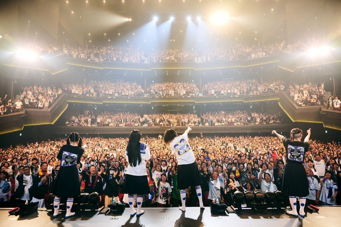 新しい学校のリーダーズ