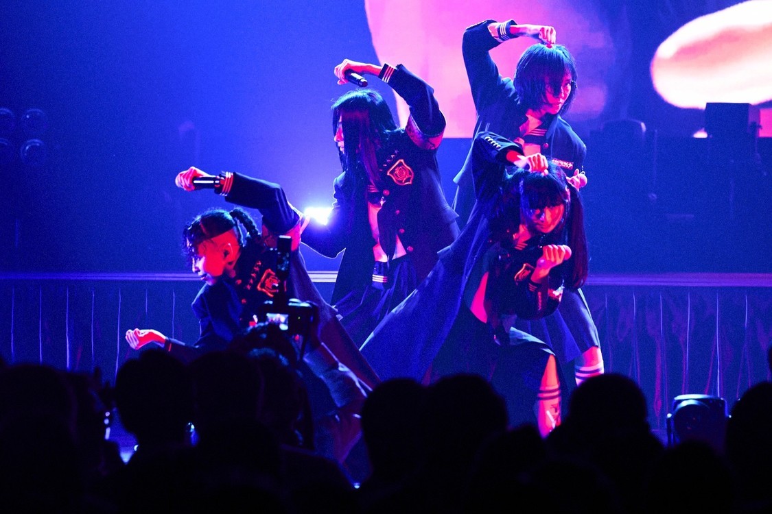 新しい学校のリーダーズ