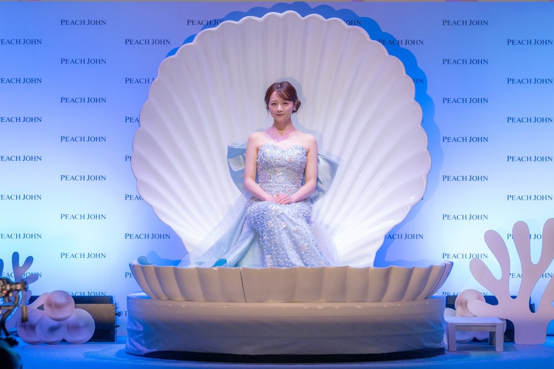 森香澄、「PEACH JOHN」記者発表会