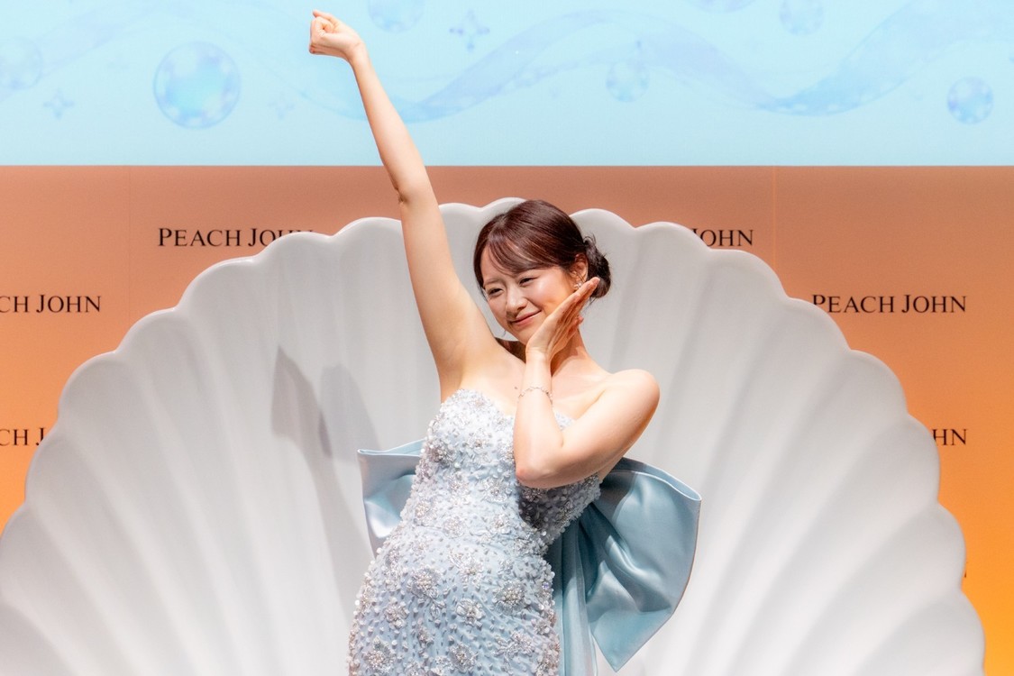 森香澄、「PEACH JOHN」記者発表会
