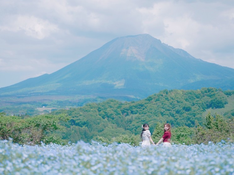 とっとり花回廊　©AKB48