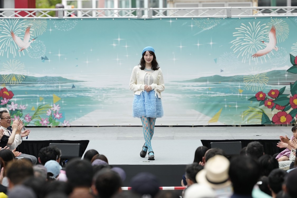 本⽥紗来