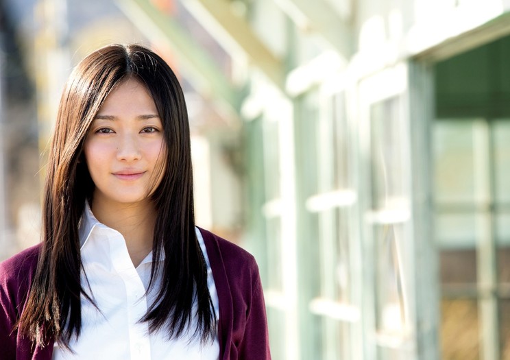 木村文乃、ファースト写真集『ふみの』　撮影：西田幸樹