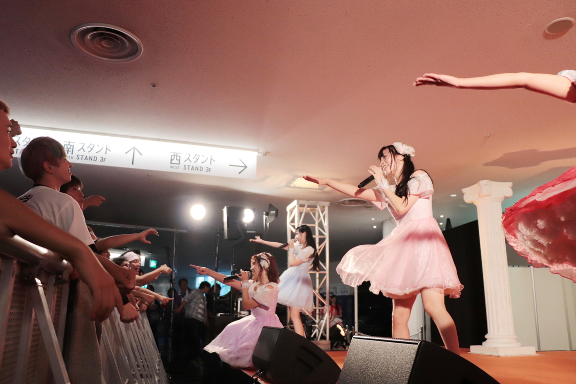 ＜@JAM EXPO 2018＞8月25日「Luce Twinkle Wink☆」オレンジステージ