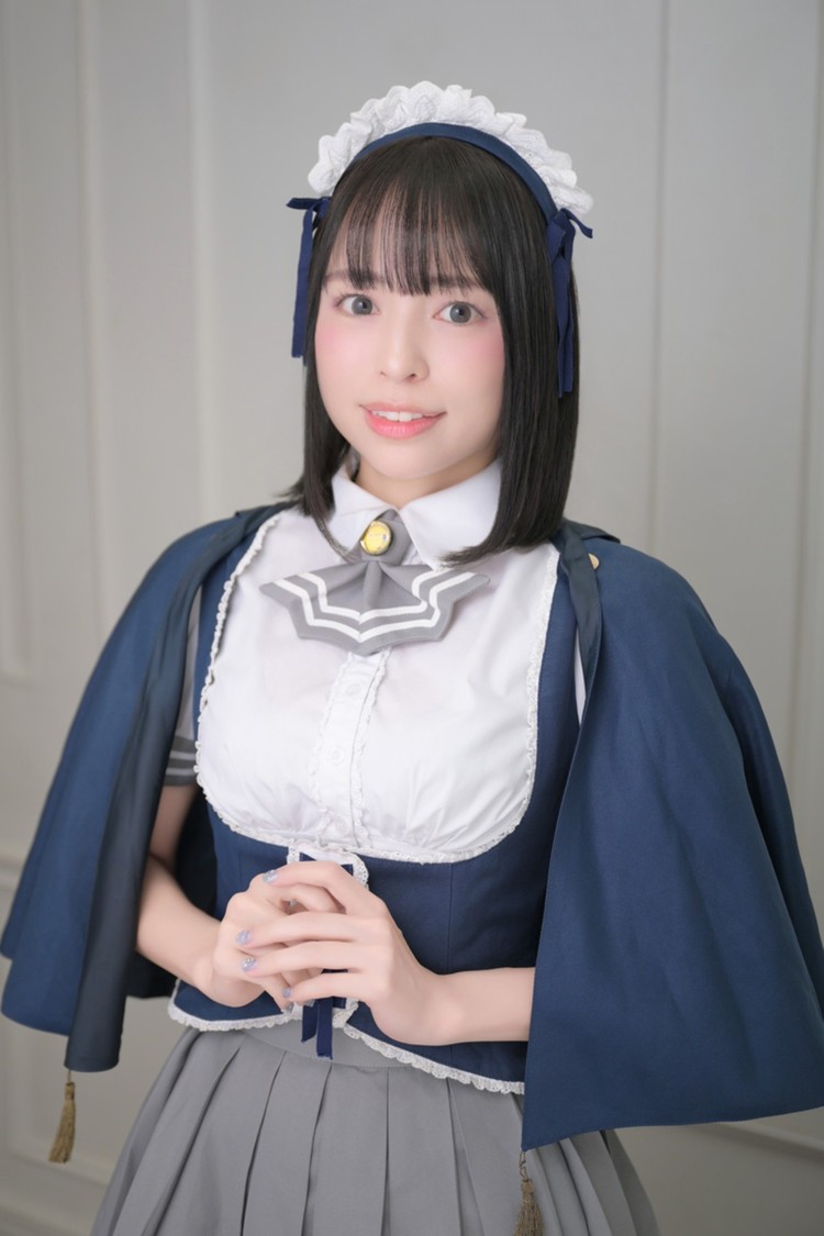 寺坂ユミ