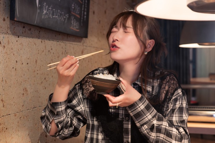 阿部華也子（写真 : 中川絵美里）