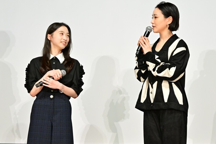 映画『死ねばいいのに』公開記念舞台挨拶　Ⓒ京極夏彦/2026映画「死ねばいいのに」製作委員会