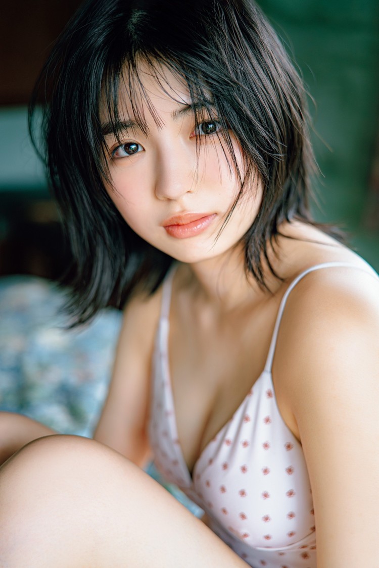 2.林美希(C)光文社／週刊FLASH 写真◎U-YA