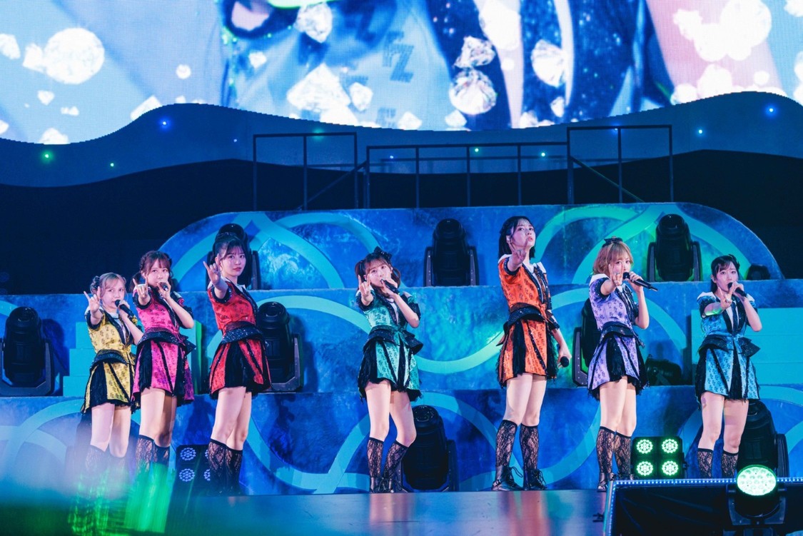 ＜FRUITS ZIPPER 4TH ANNIVERSARY ARENA TOUR「DREAM WITH IN」＞ 撮影／ヨシモリユウナ