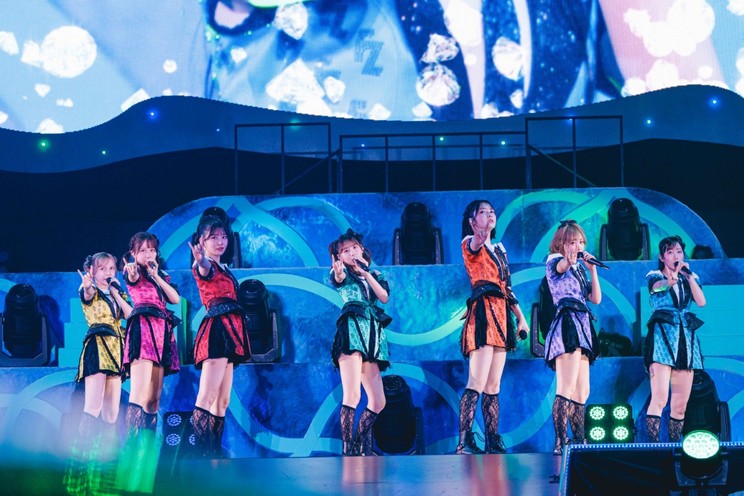 <FRUITS ZIPPER 4TH ANNIVERSARY ARENA TOUR「DREAM WITH IN」> 撮影/ヨシモリユウナ