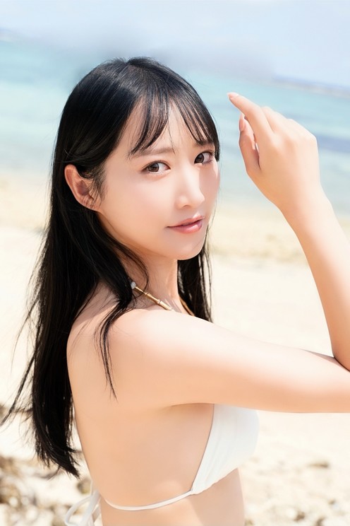 ＜川瀬もえアザーカット＞　(c)佐藤佑一（秋田書店）