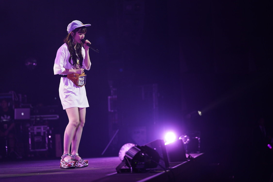 ＜鈴木愛理 LIVE 2019“Escape”＞｜大阪・フェスティバルホール（2019年8月4日）