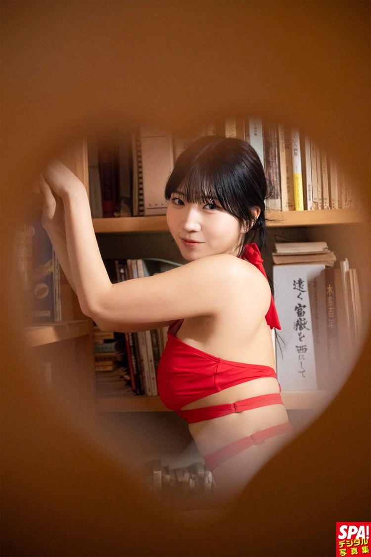 『SPA!デジタル写真集 Miina「最胸の超新星、現る!」』 撮影／武田敏将