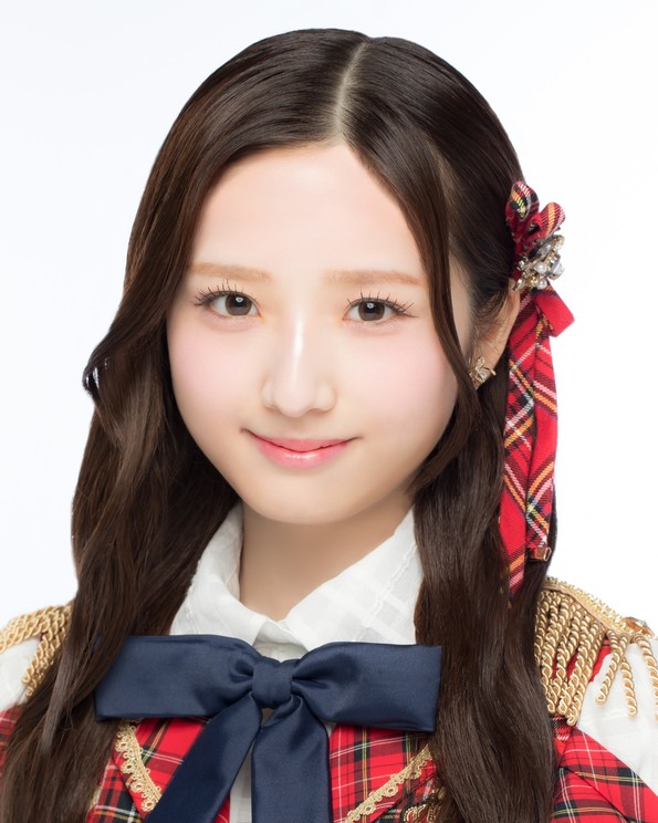 迫由芽実 ©AKB48