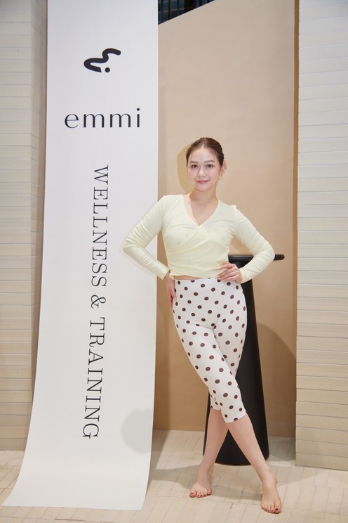 村重杏奈