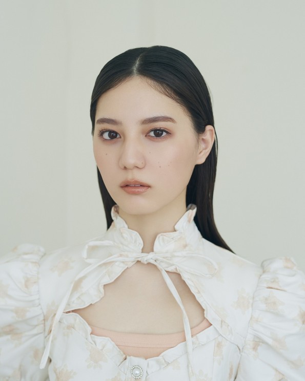 小坂菜緒