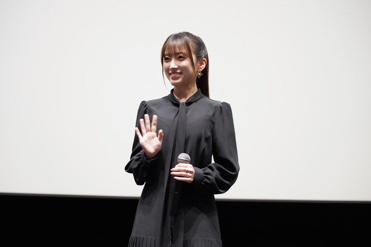 矢吹奈子