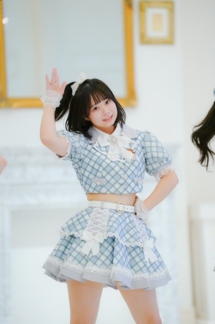 小泉あお