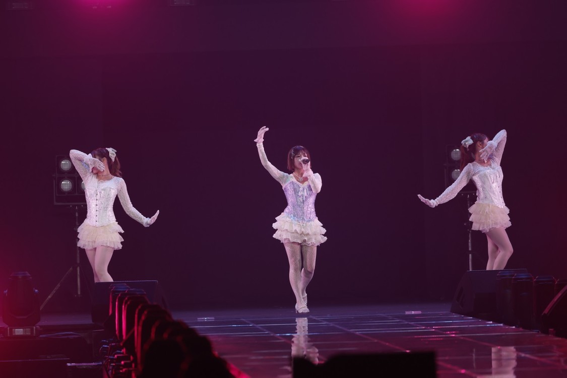 Annnnnaの空　©AGESTOCK2026