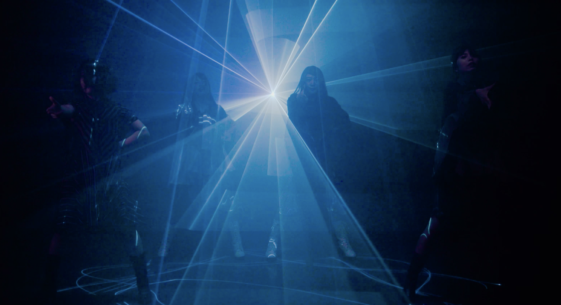 「エレファンク庭」MVより