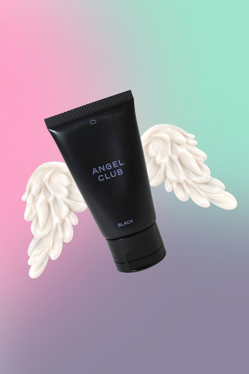 BLACK HAND CREAM(ブラック ハンドクリーム)価格:2,420円(税込)