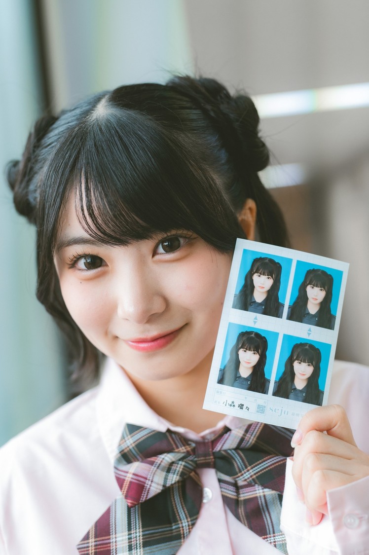 「seju証明写真風ランダムブロマイド」