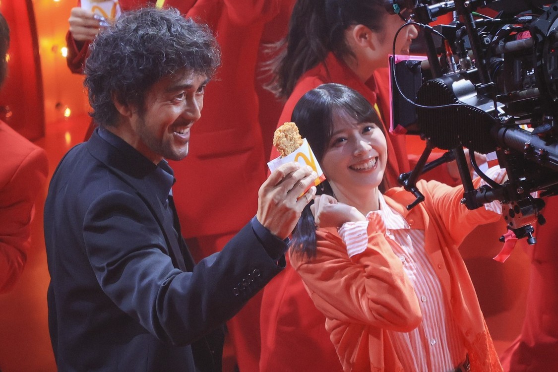 「ザクザクジューシーももチキン」篇メイキング