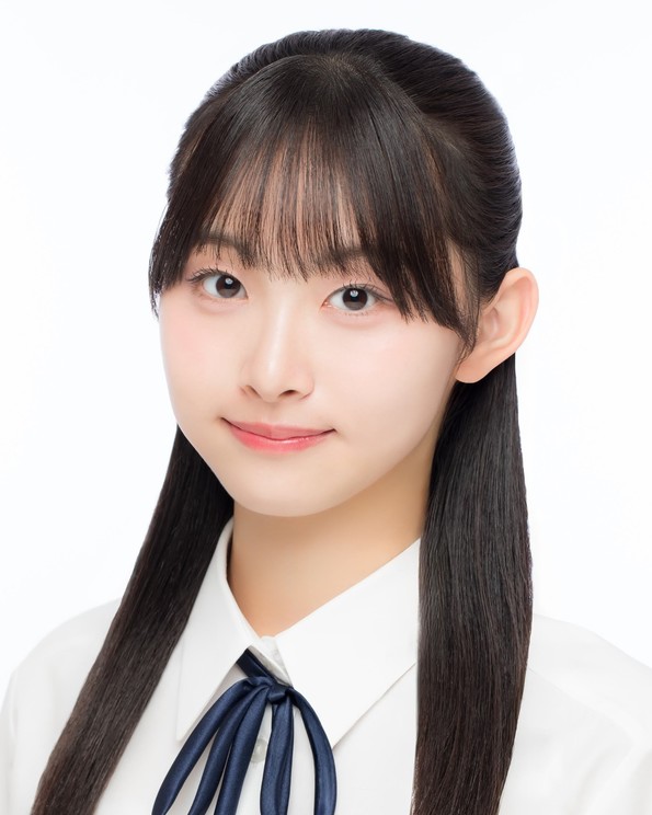 渡邉葵⼼ ©AKB48