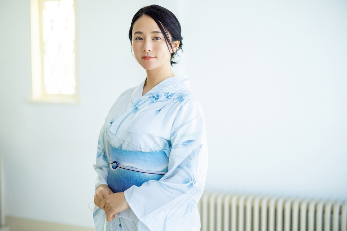 「木村文乃カレンダー2027」公開カット