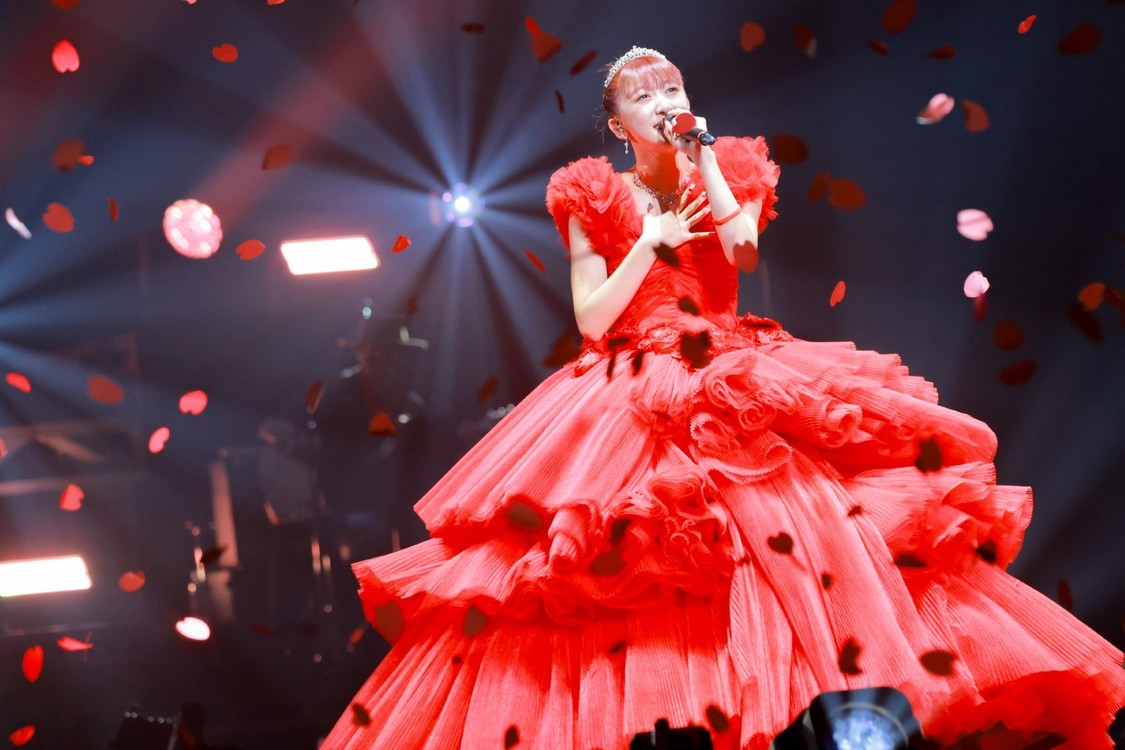 ＜つばきファクトリー CONCERT 2026 AUTUMN Bloomy Groovy Story 秋山眞緒 Final 「花音 - はなおと -」＞