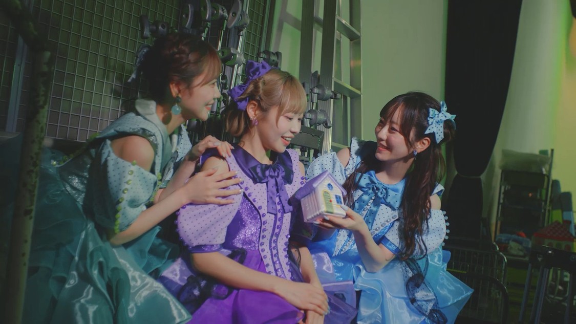 FRUITS ZIPPER『SUUMO』TVCM「わたしのマイホームどー探す？」篇