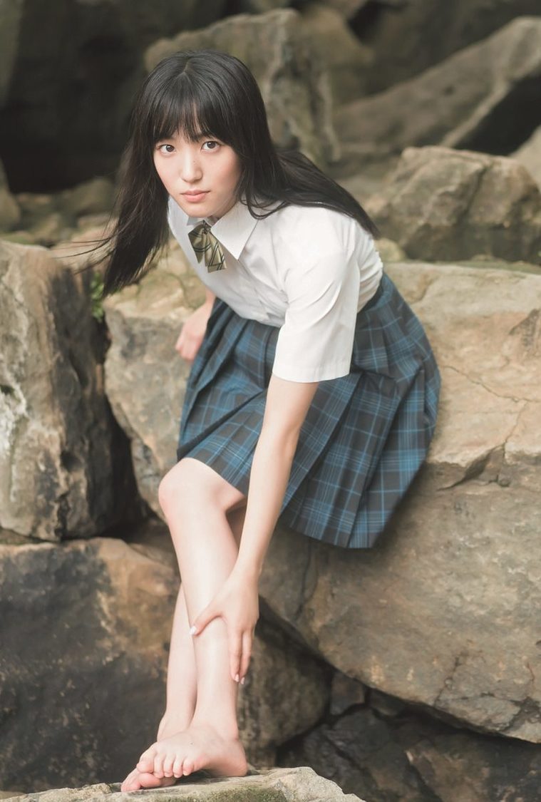 【TOKYO NEWS magazine＆mook購入者特典】『B.L.T. SUMMER CANDY 2019』（東京ニュース通信社刊）