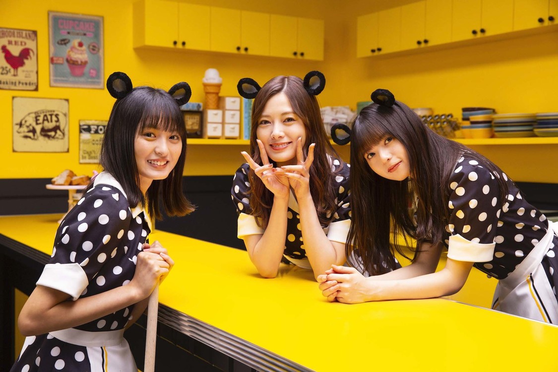 左から遠藤さくら、白石麻衣、齋藤飛鳥（乃木坂46）