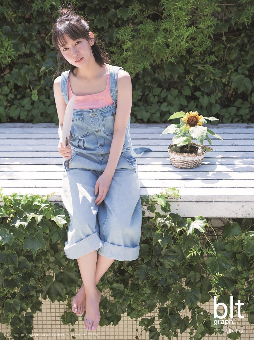 【別冊付録ポスター】『blt graph. vol.47』（東京ニュース通信社刊）