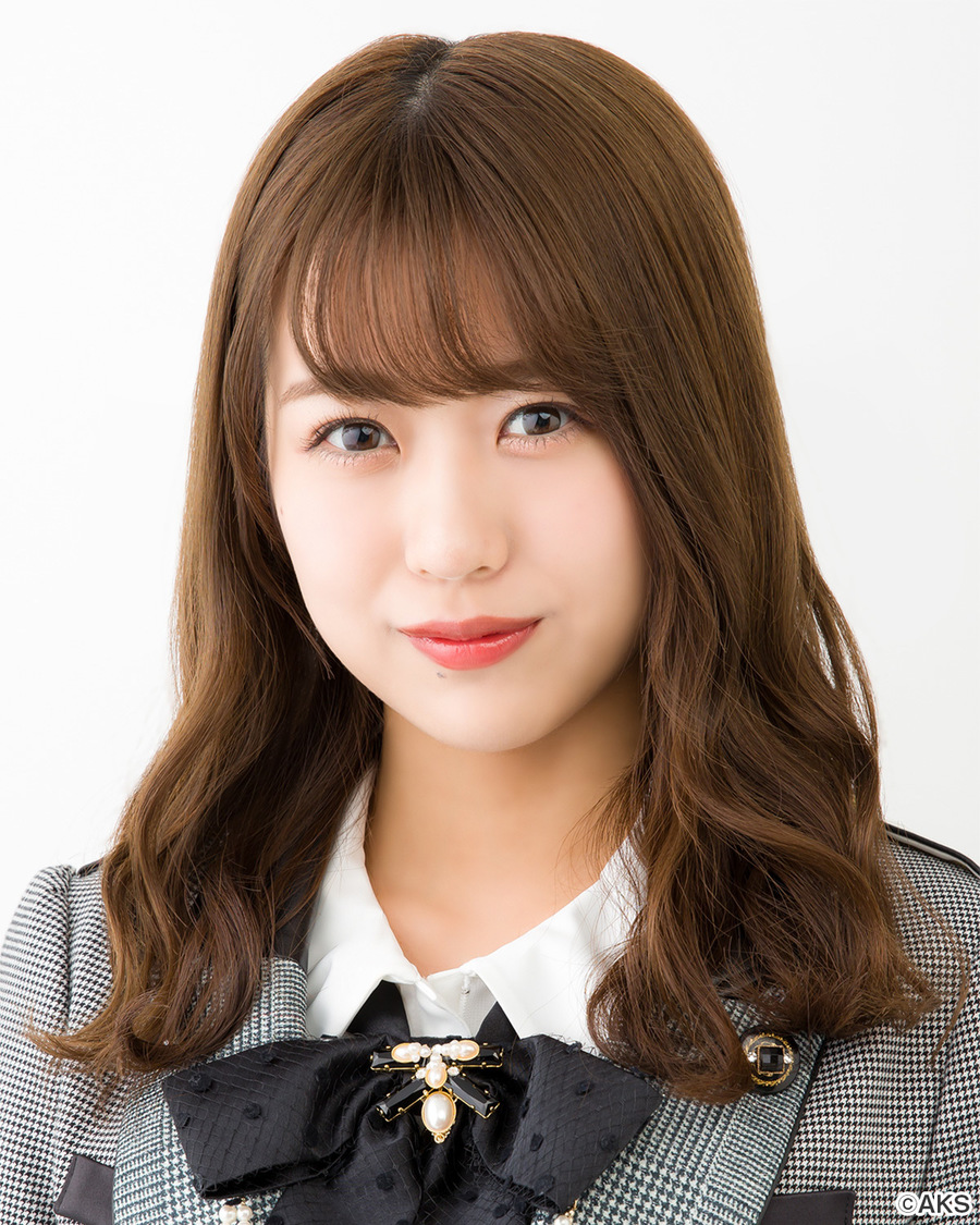 篠崎彩奈（AKB48）