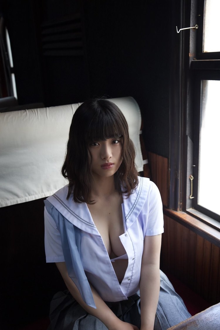 撮影／須崎祐次　©東京ニュース通信社　©プラチナム・パスポート