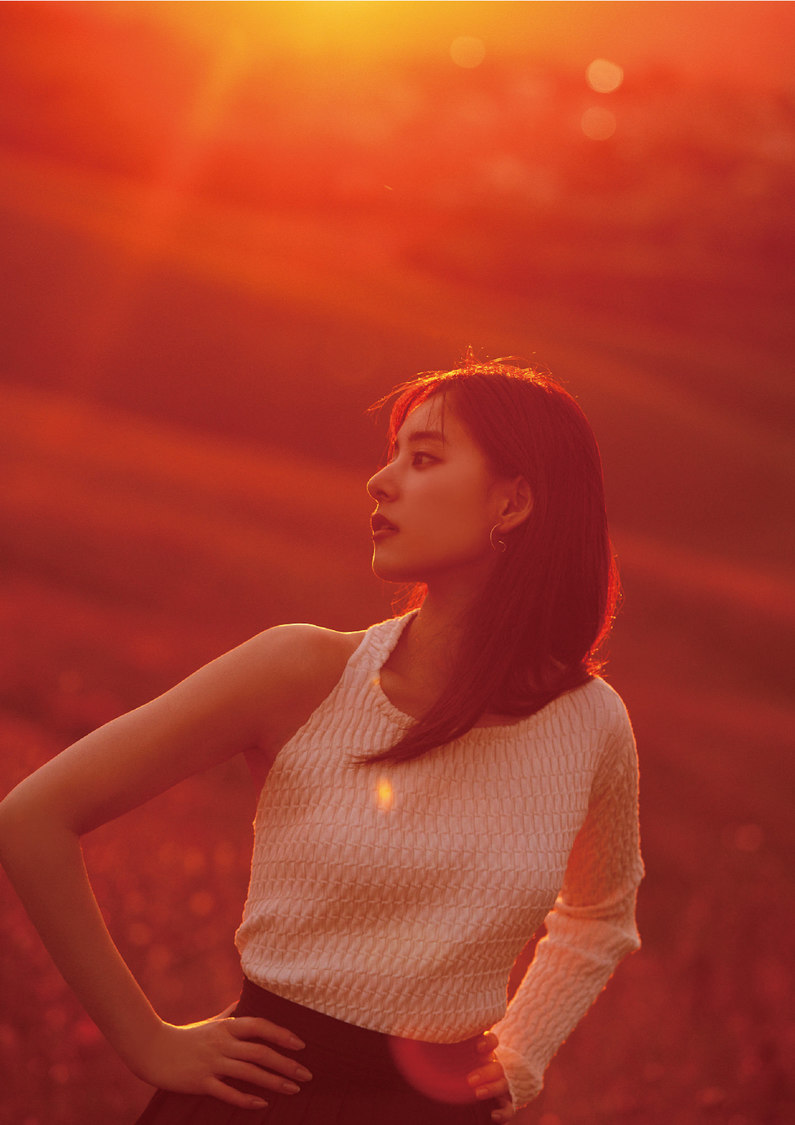 新木優子2nd写真集『honey』より