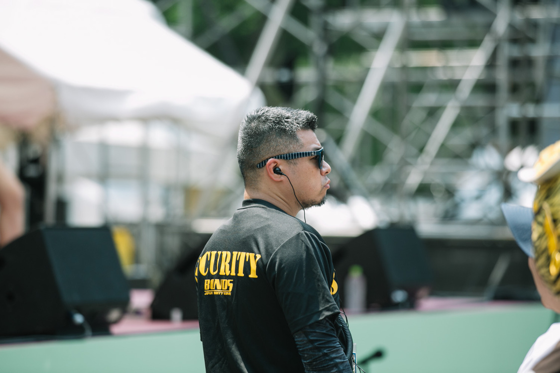 ＜TIF＞で警備中のBONDS隊員