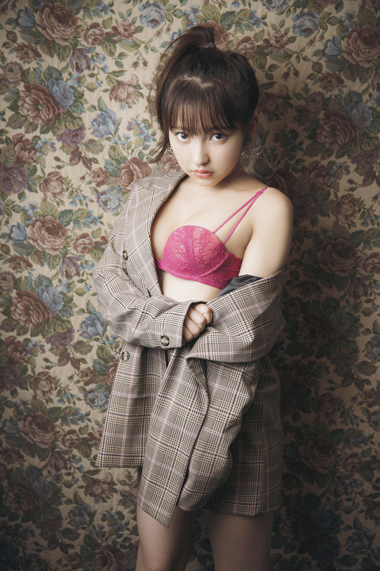 十味｜撮影：カノウリョウマ「B.L.T.11月号」東京ニュース通信社刊